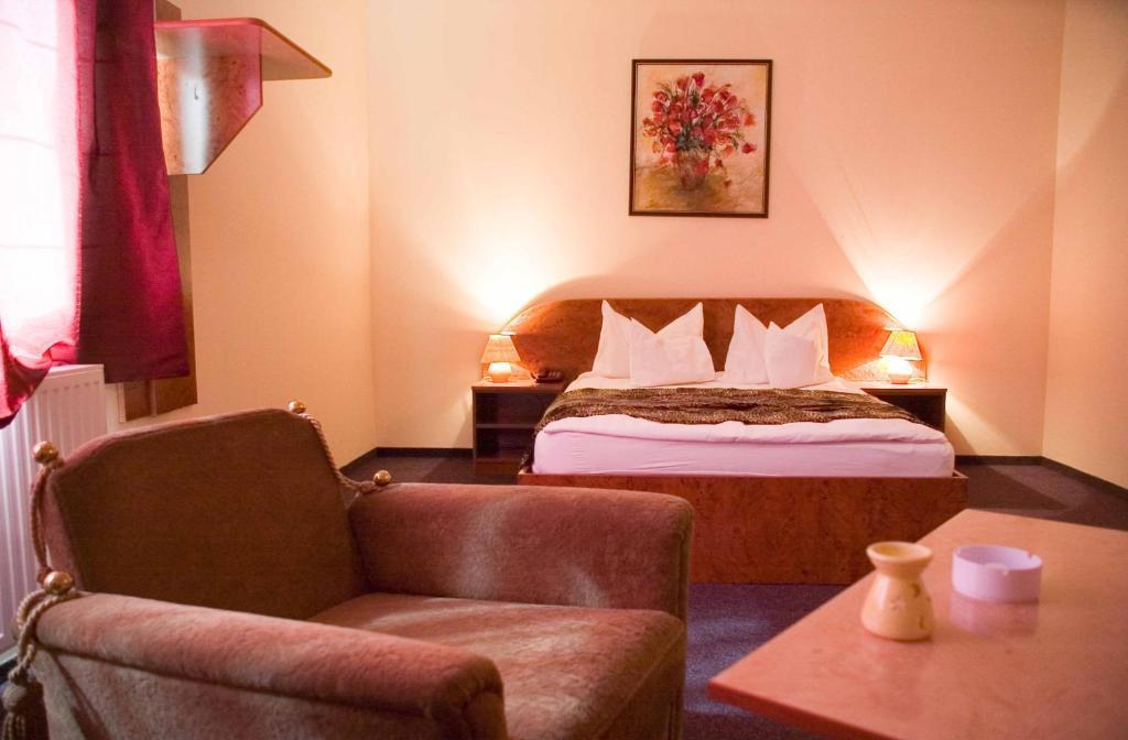 Hotel Cardinal Satu Mare Pokój zdjęcie