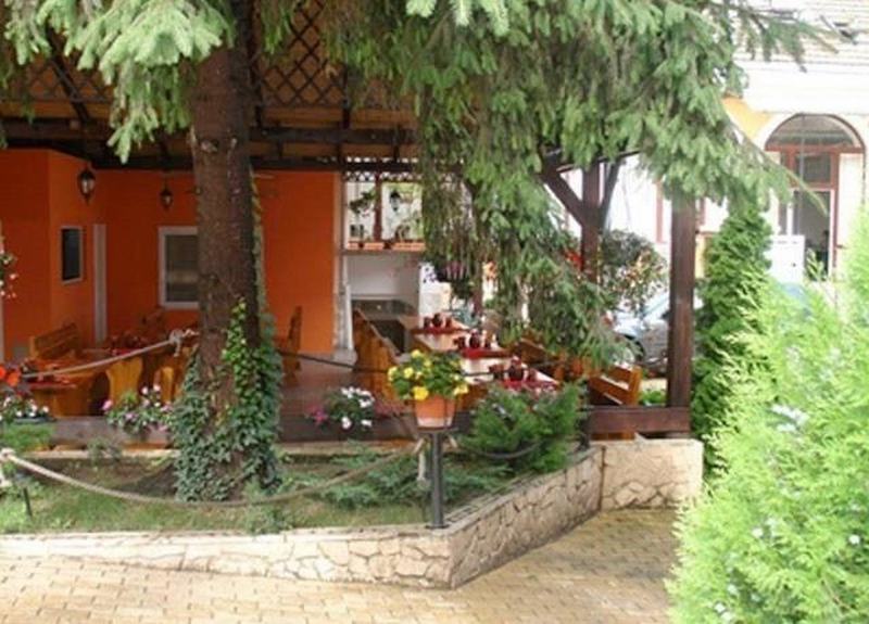 Hotel Cardinal Satu Mare Zewnętrze zdjęcie