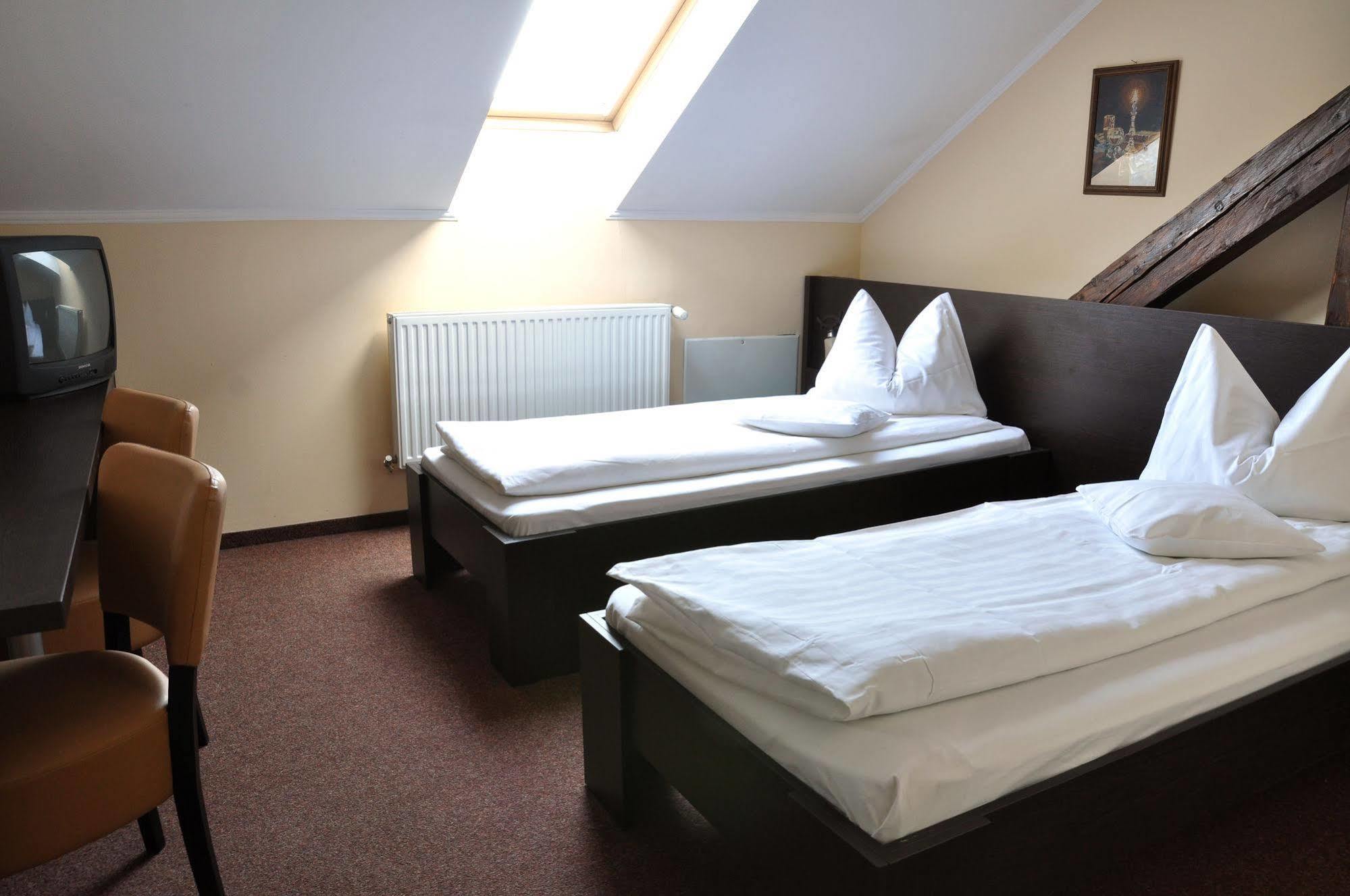 Hotel Cardinal Satu Mare Zewnętrze zdjęcie