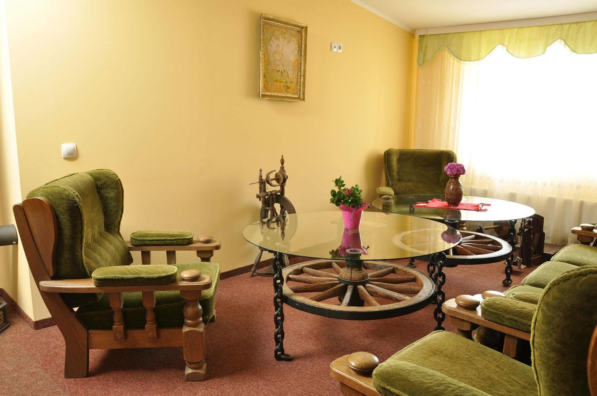 Hotel Cardinal Satu Mare Zewnętrze zdjęcie